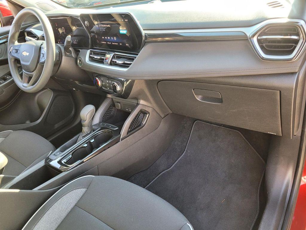 used 2025 Chevrolet TrailBlazer car, priced at $21,709