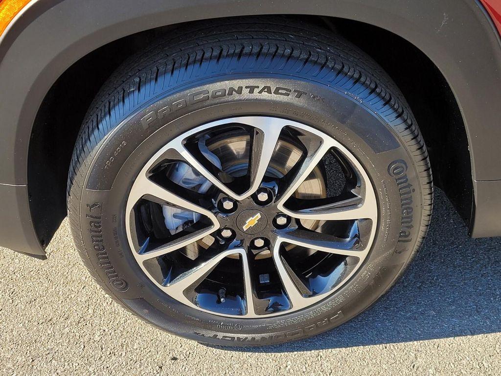 used 2025 Chevrolet TrailBlazer car, priced at $21,709