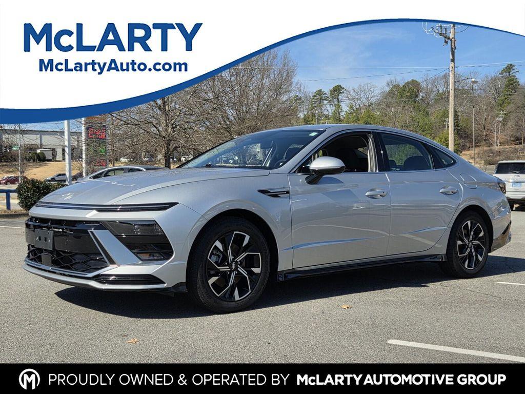 used 2025 Hyundai Sonata car, priced at $22,550