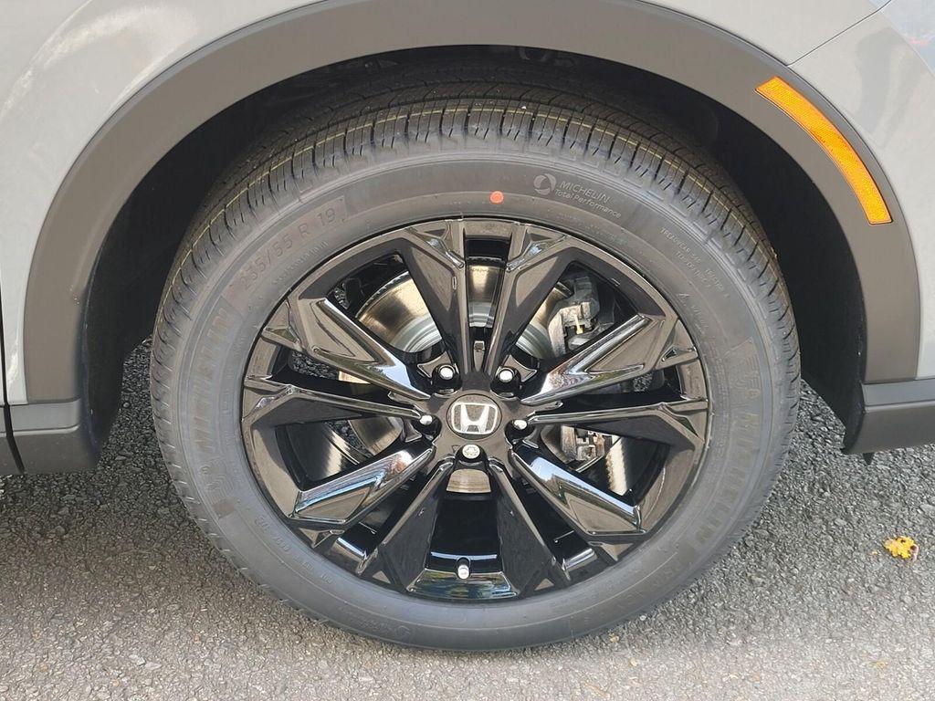 new 2026 Honda CR-V Hybrid car, priced at $41,190