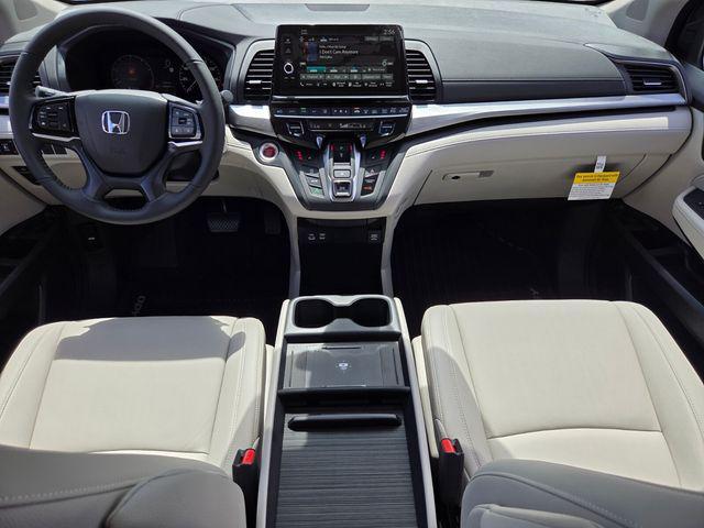 new 2026 Honda Odyssey car, priced at $42,914