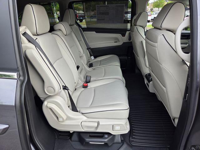 new 2026 Honda Odyssey car, priced at $45,434