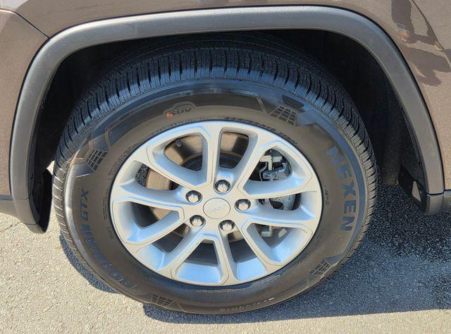 used 2021 Jeep Grand Cherokee car, priced at $18,251