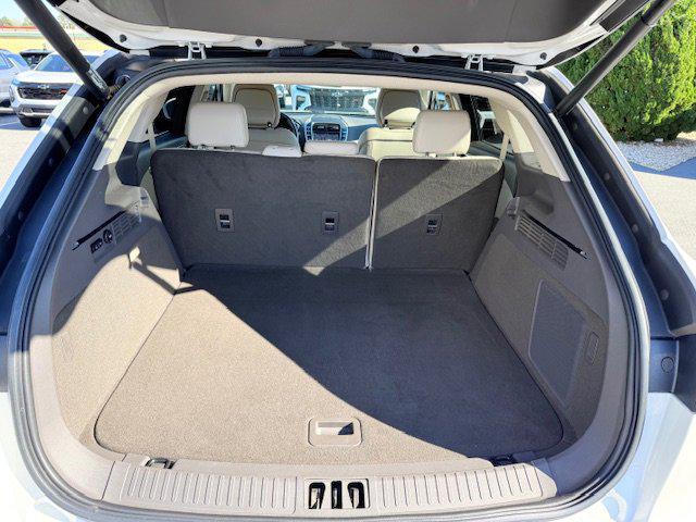 used 2020 Lincoln Nautilus car, priced at $18,420