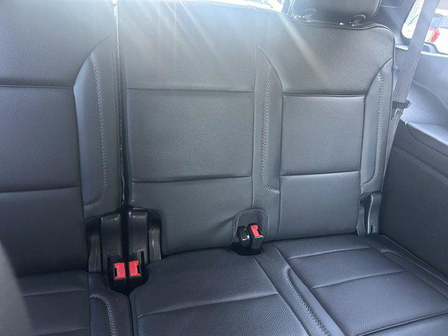 used 2023 GMC Yukon car, priced at $50,546