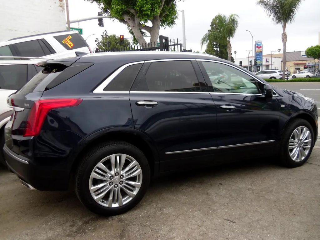 2017 Blue Cadillac XT5