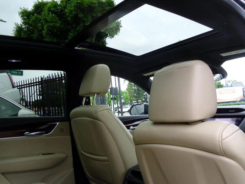 2017 Blue Cadillac XT5