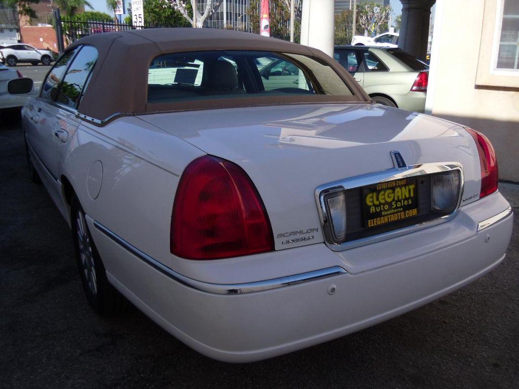 used 2005 Lincoln Town Car car, priced at $6,995