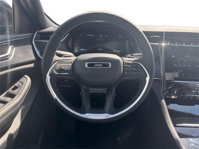 new 2025 Jeep Grand Cherokee L car, priced at $39,055