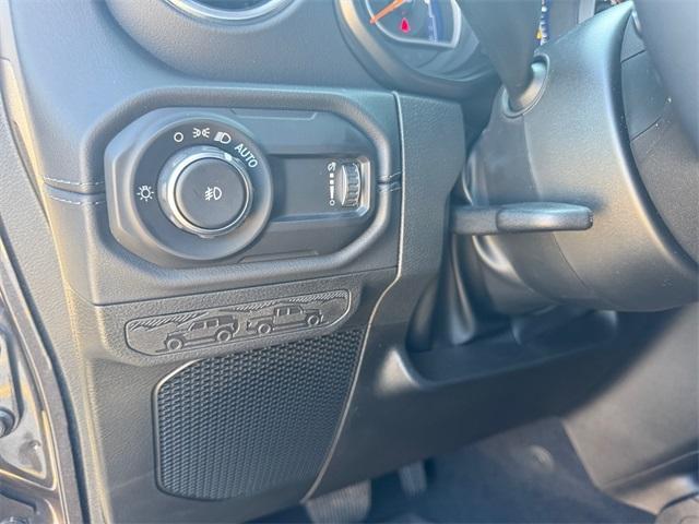 new 2025 Jeep Wrangler car, priced at $46,133