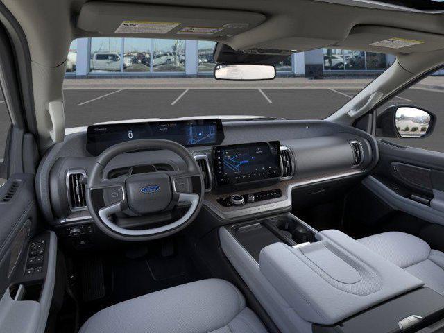 new 2025 Ford Expedition car, priced at $91,874