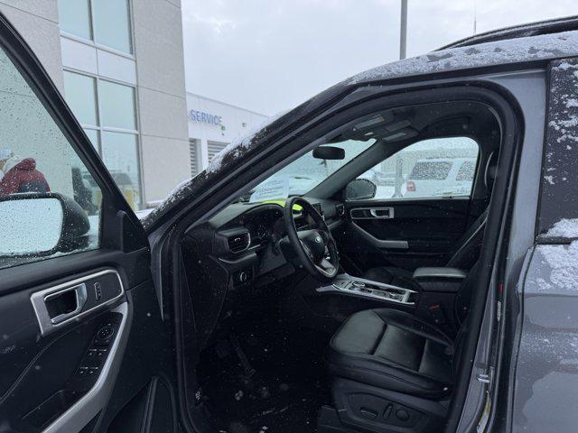 used 2024 Ford Explorer car, priced at $29,899