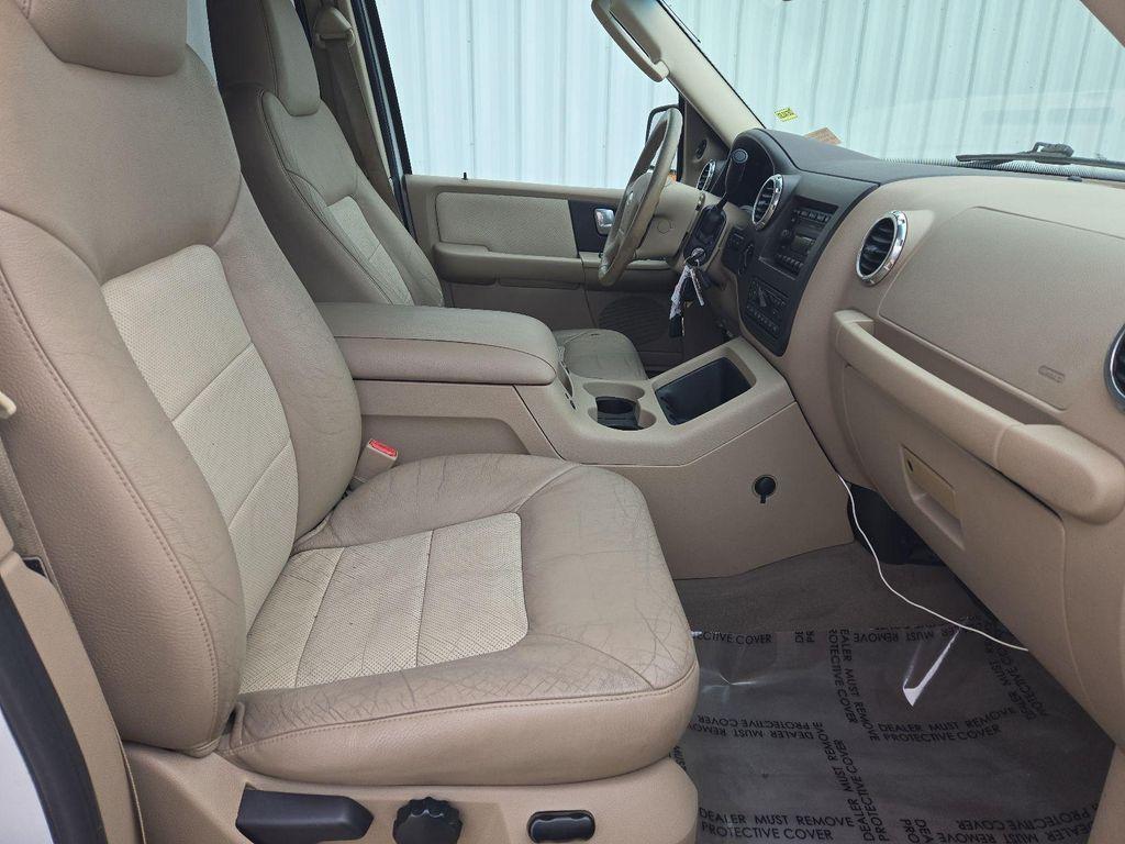 used 2003 Ford Expedition car, priced at $3,080