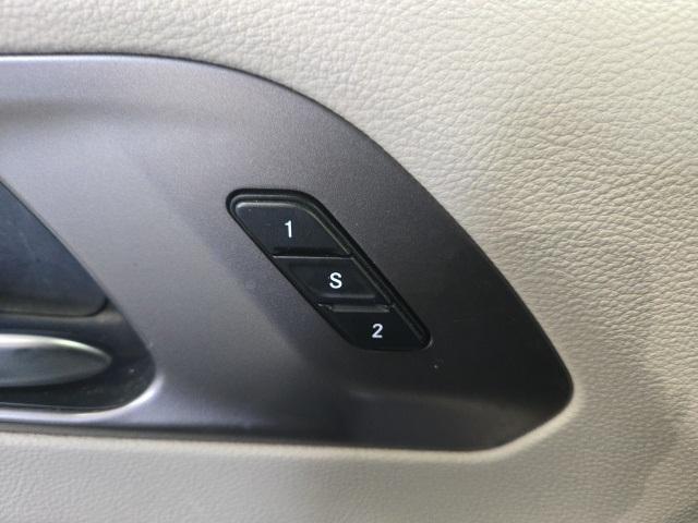 used 2021 Chrysler Pacifica car, priced at $16,500