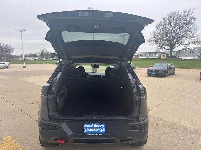 used 2015 Jeep Cherokee car, priced at $12,500