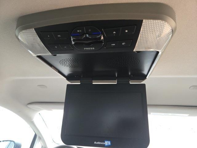 used 2017 Chrysler Pacifica car, priced at $15,300