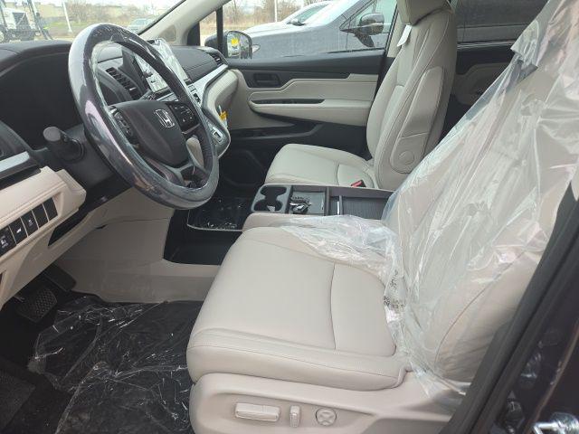 new 2026 Honda Odyssey car, priced at $43,290