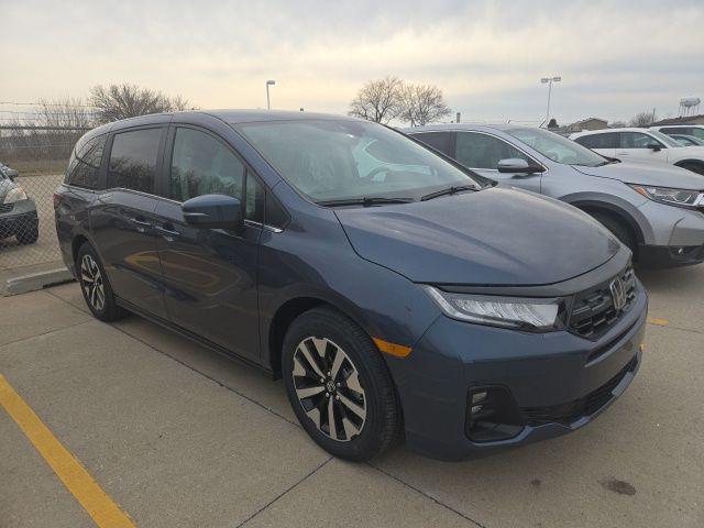 new 2026 Honda Odyssey car, priced at $43,290