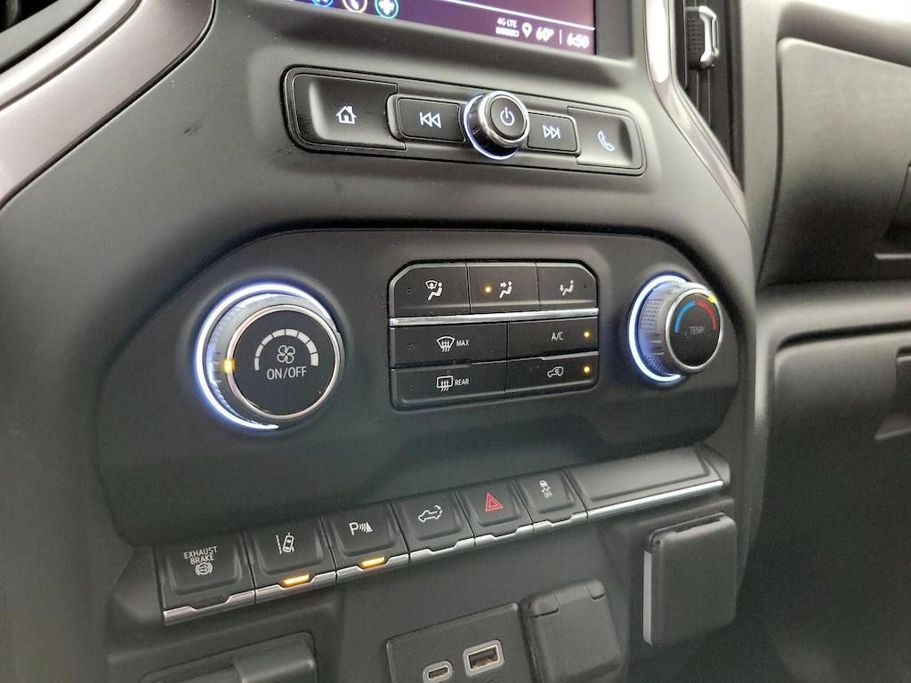 used 2024 Chevrolet Silverado 2500 car, priced at $50,998