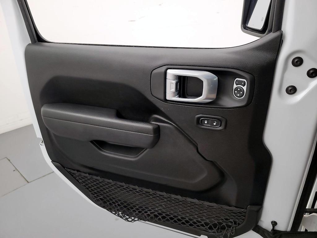 used 2022 Jeep Gladiator car, priced at $31,998