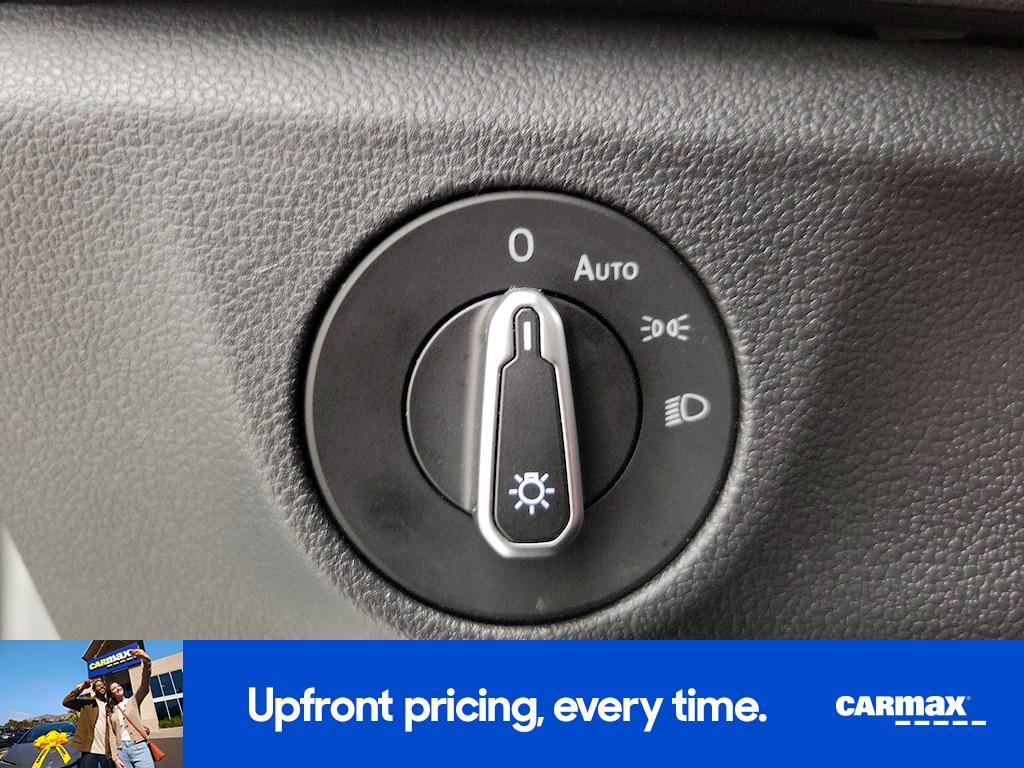 used 2025 Volkswagen Jetta car, priced at $21,998