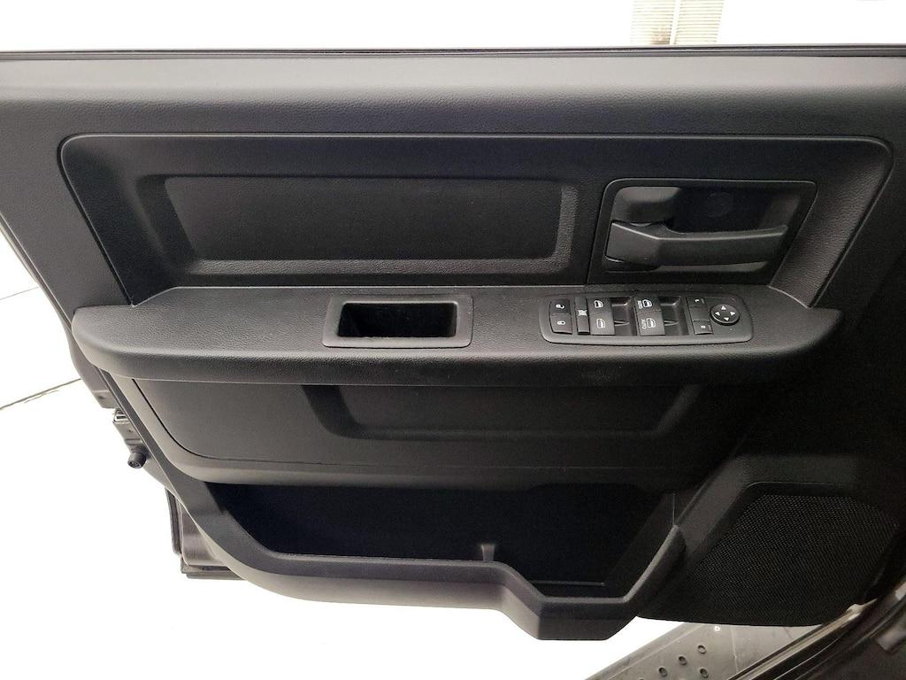 used 2021 Ram 1500 Classic car, priced at $30,998