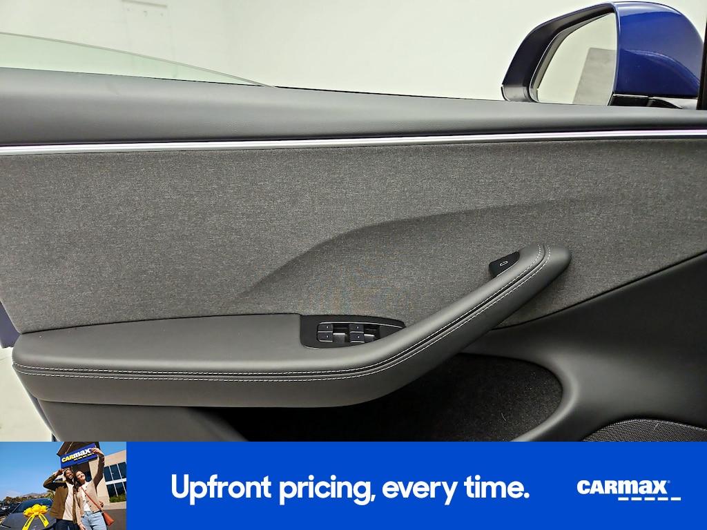 used 2025 Tesla Model 3 car, priced at $37,998