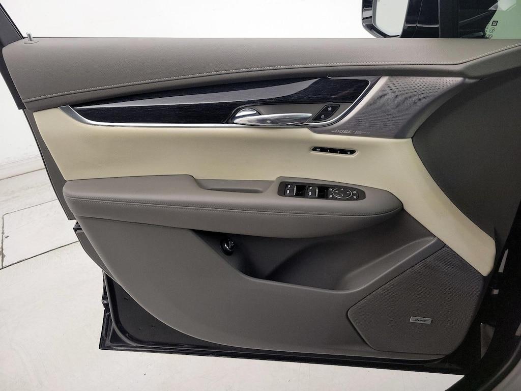 used 2021 Cadillac XT6 car, priced at $29,998