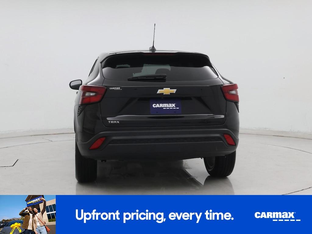 used 2025 Chevrolet Trax car, priced at $23,998