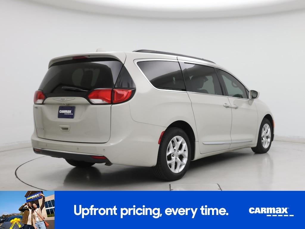 used 2017 Chrysler Pacifica car, priced at $19,998