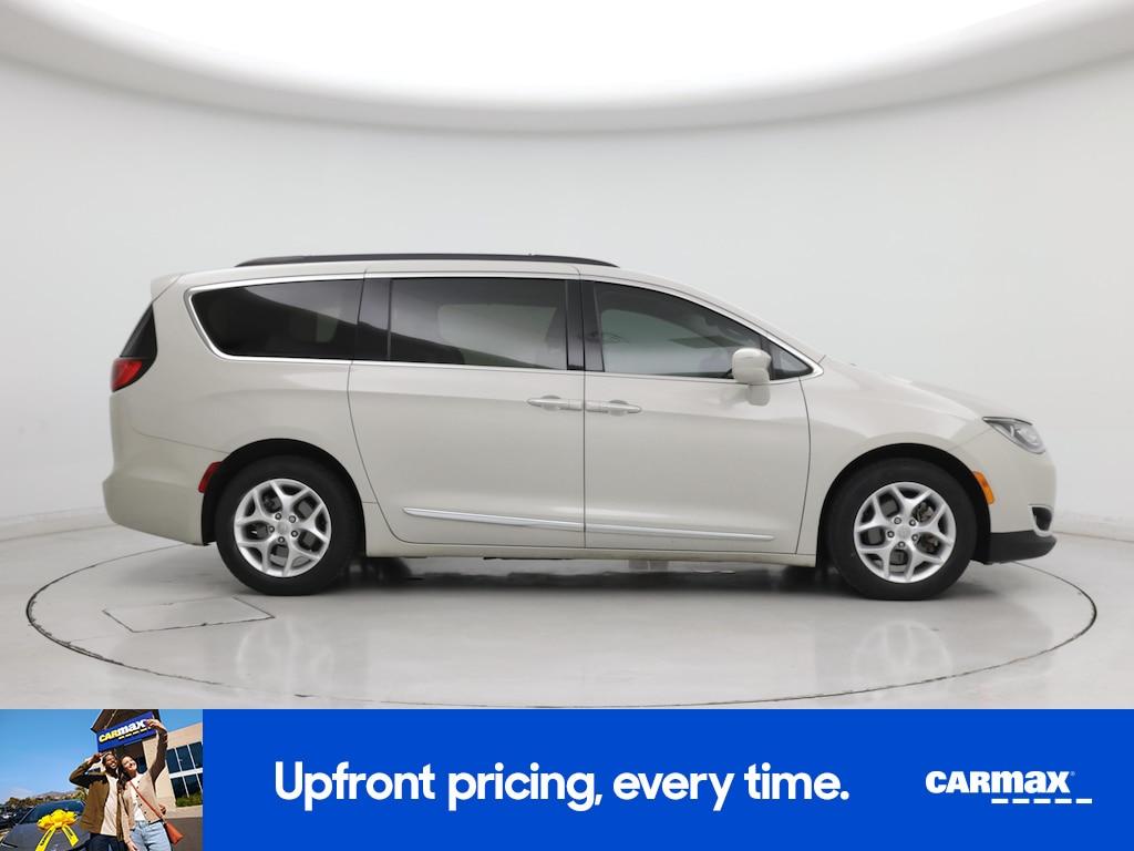 used 2017 Chrysler Pacifica car, priced at $19,998
