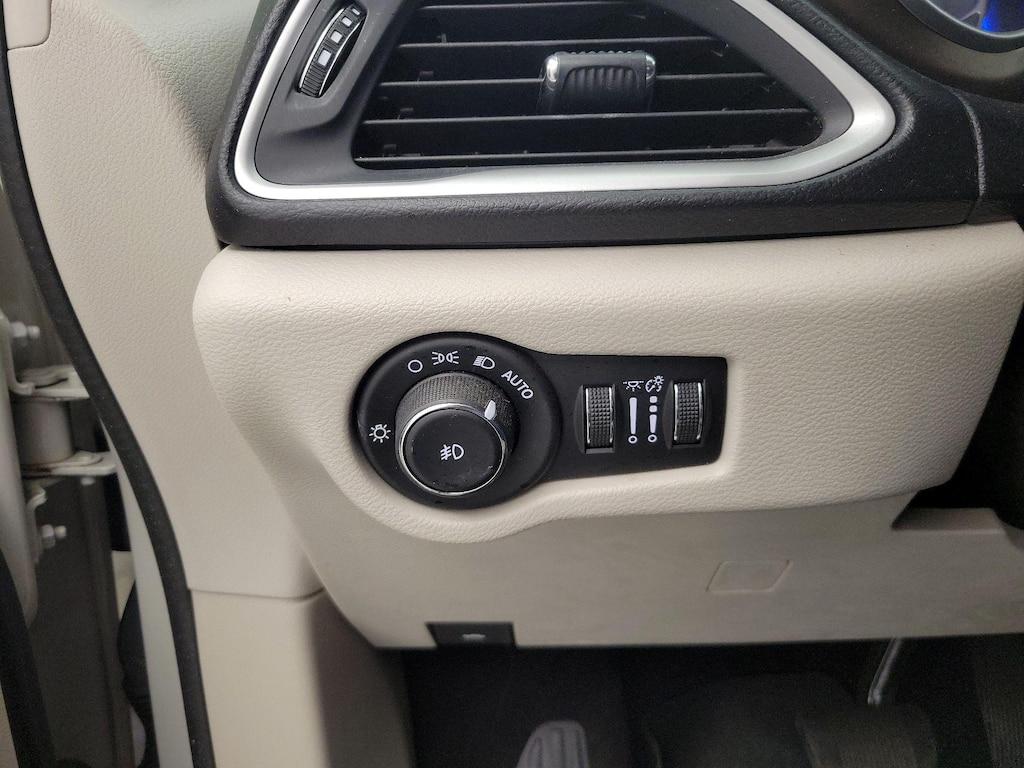 used 2017 Chrysler Pacifica car, priced at $19,998