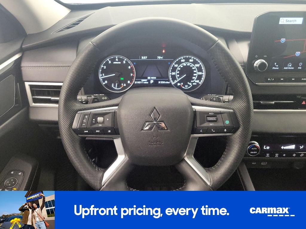 used 2023 Mitsubishi Outlander car, priced at $26,998