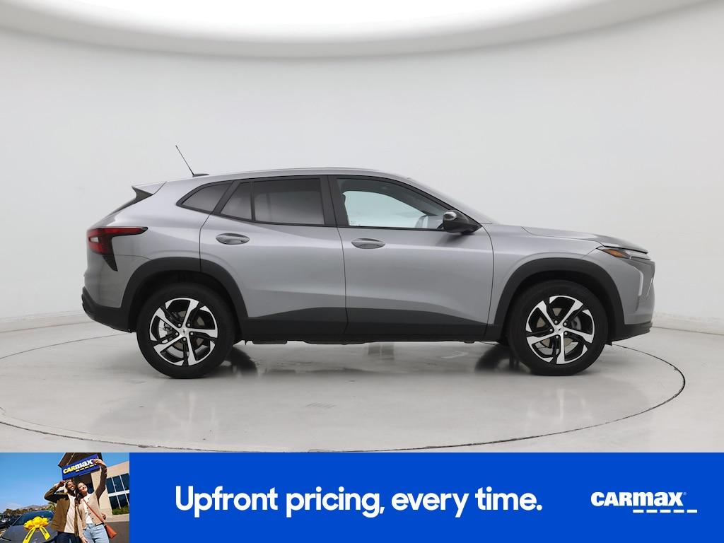 used 2025 Chevrolet Trax car, priced at $23,998