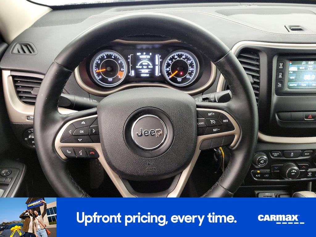 used 2015 Jeep Cherokee car, priced at $12,998