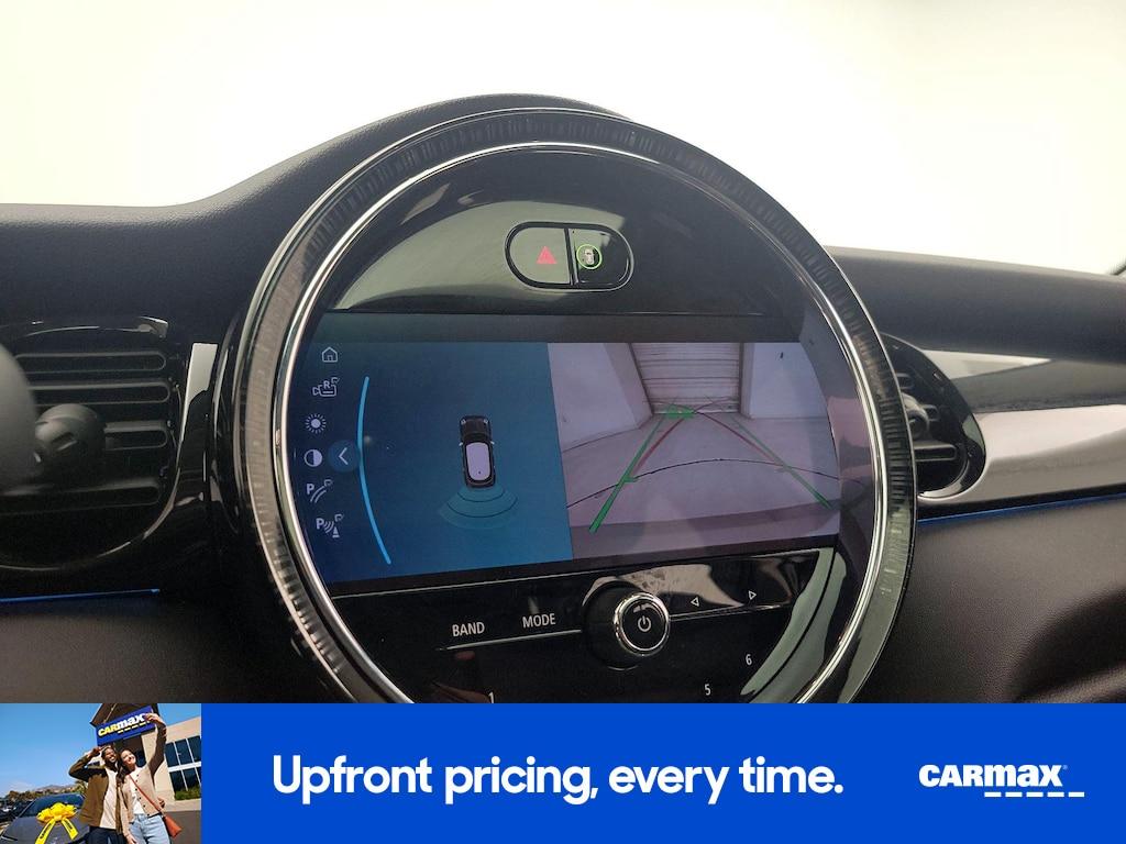 used 2023 MINI Hardtop car, priced at $26,998