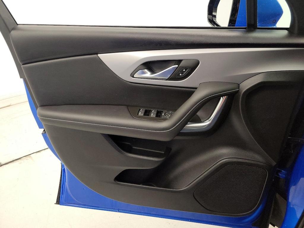 used 2025 Chevrolet Blazer car, priced at $28,998