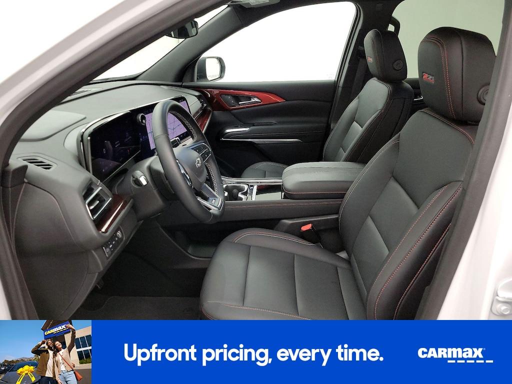 used 2024 Chevrolet Traverse car, priced at $45,998