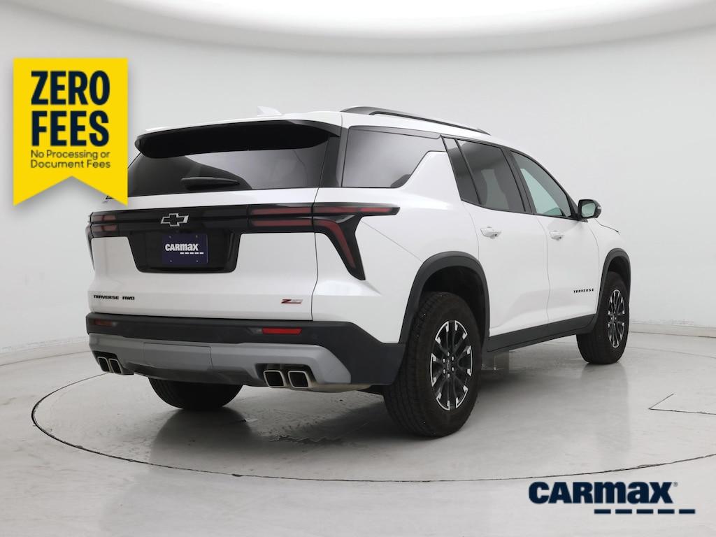 used 2024 Chevrolet Traverse car, priced at $45,998