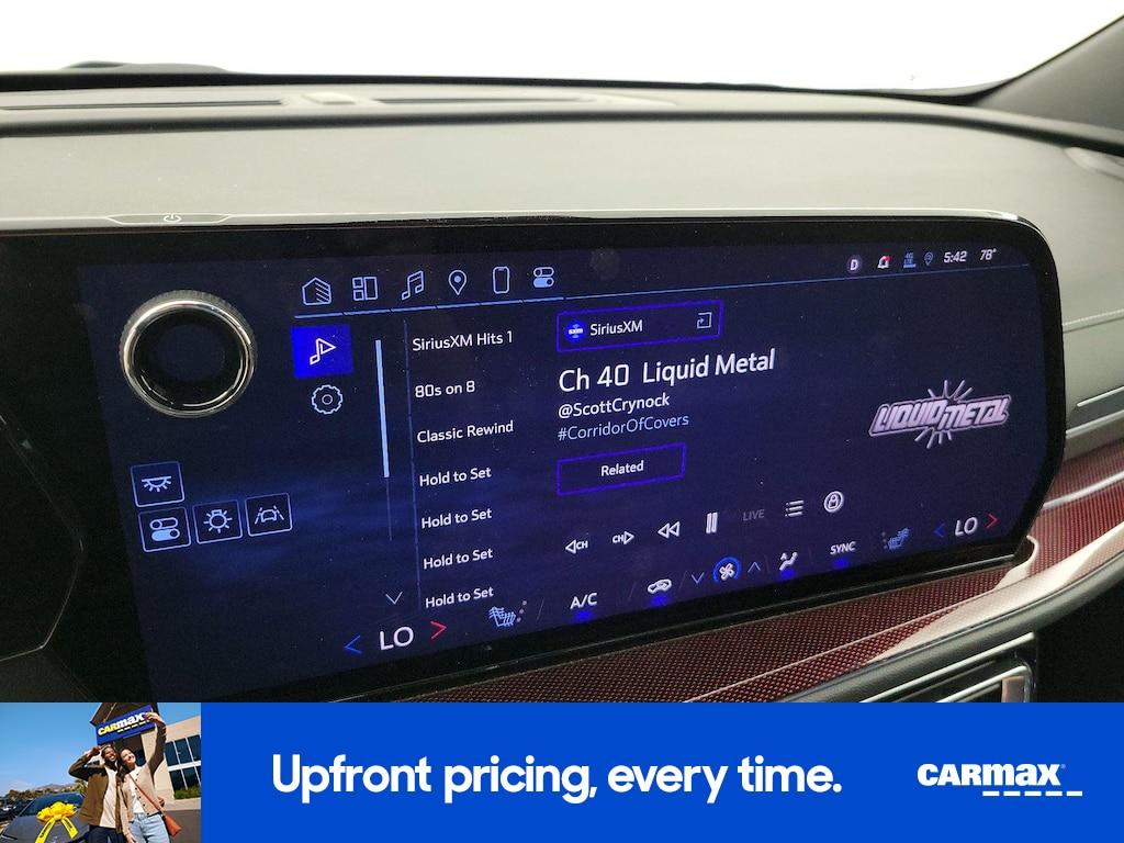 used 2024 Chevrolet Traverse car, priced at $45,998