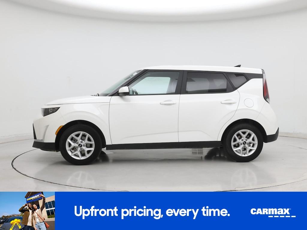 used 2025 Kia Soul car, priced at $18,998