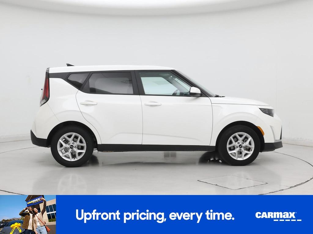 used 2025 Kia Soul car, priced at $18,998