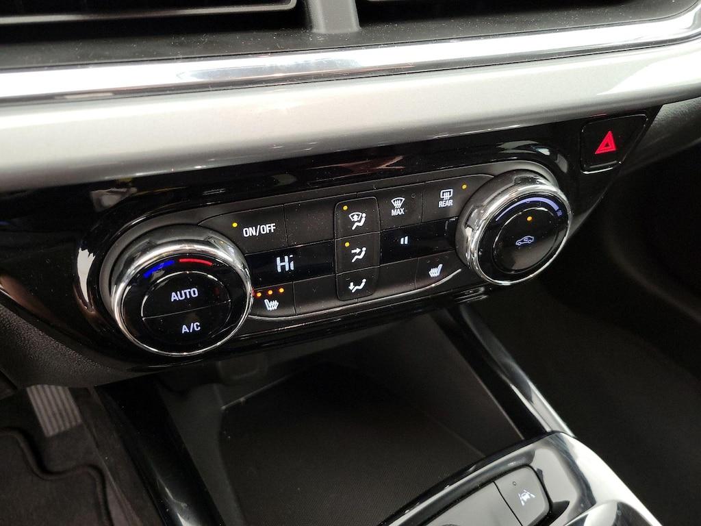 used 2025 Chevrolet Trax car, priced at $23,998