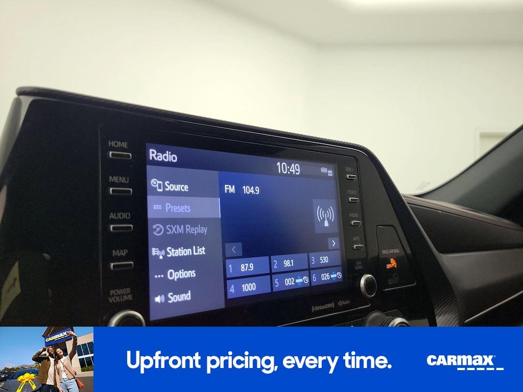 used 2022 Toyota Highlander car, priced at $34,998