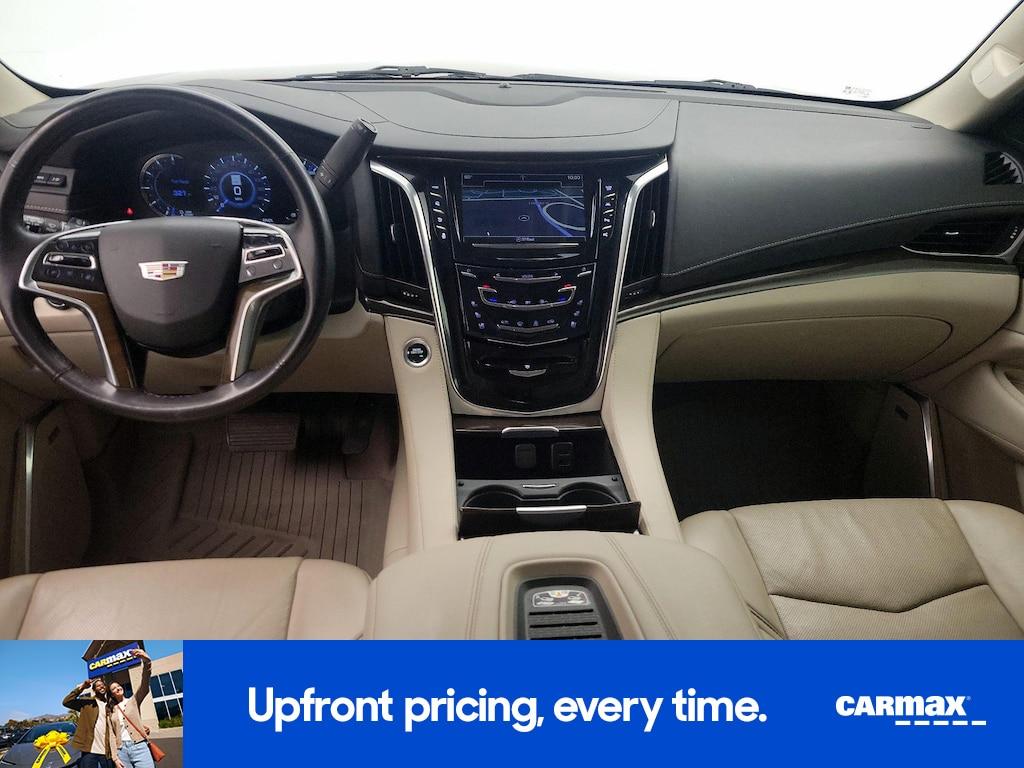 used 2020 Cadillac Escalade car, priced at $47,998