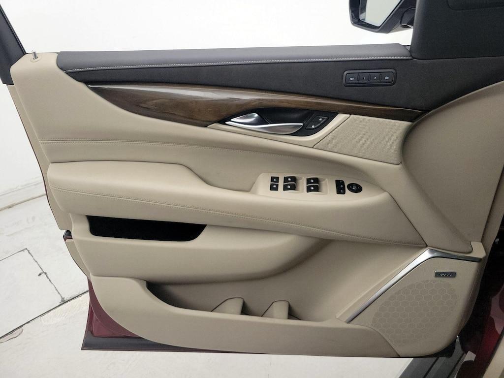 used 2020 Cadillac Escalade car, priced at $47,998