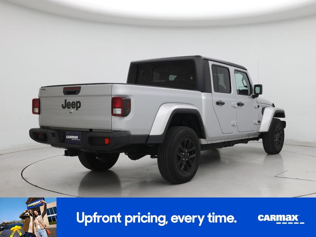 used 2022 Jeep Gladiator car, priced at $29,998