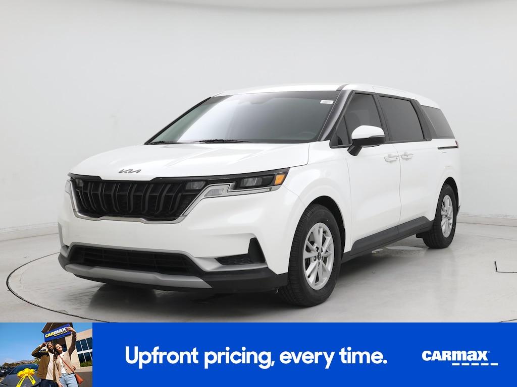 used 2024 Kia Carnival car, priced at $31,998
