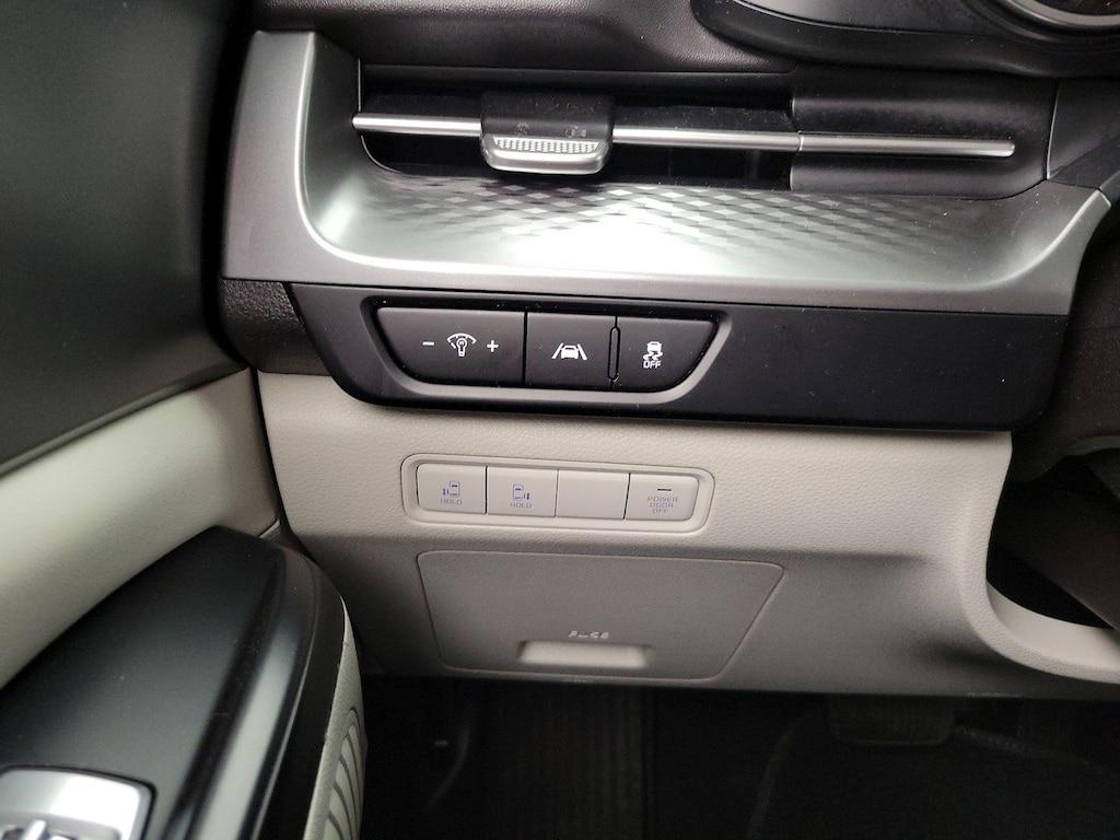 used 2024 Kia Carnival car, priced at $31,998