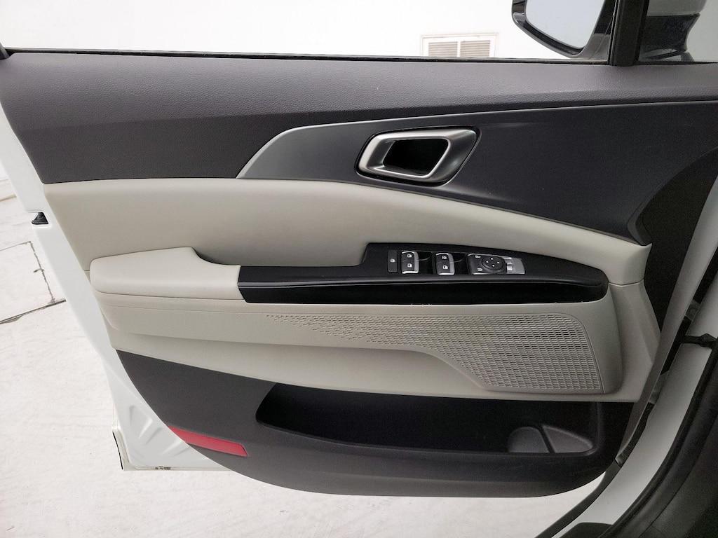 used 2024 Kia Carnival car, priced at $31,998